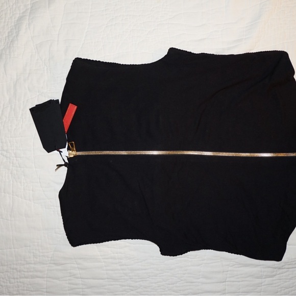 Selling to make money for the holiday! Below retail - Picture 4 of 4